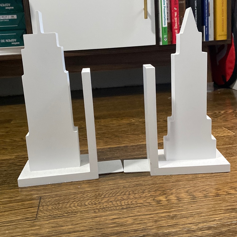 NY skyline wooden bookend set